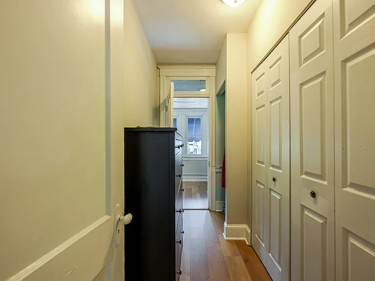 505 Kentucky Ave SE — Photo 39