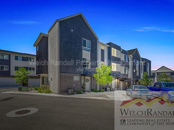 2nd image of 82 E Weekes Way