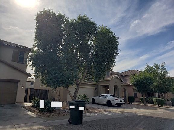 3rd image of 8723 W Magnolia St