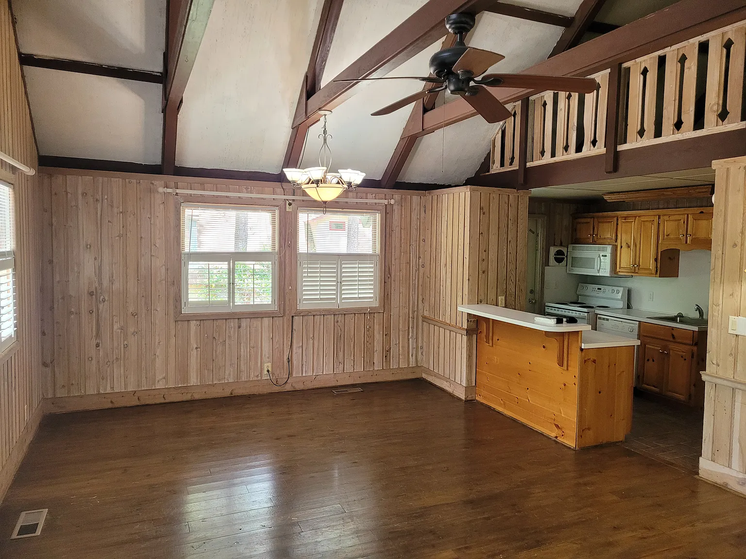 3 bed, 1500 sqft, $1,500 — Photo 4
