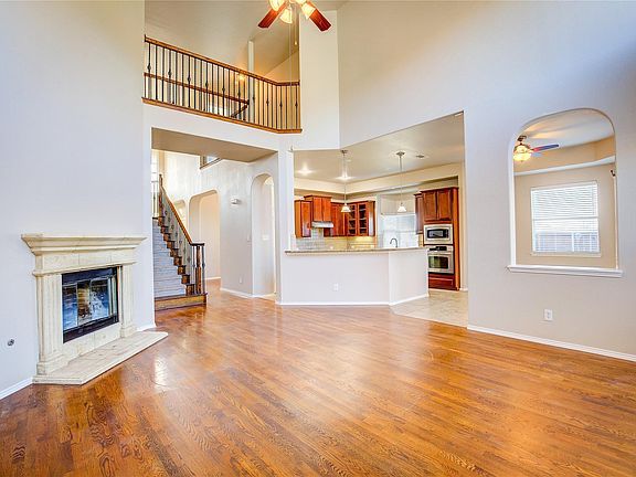 5th image of 11732 Yoakum Dr