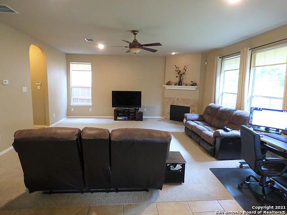 4th image of 12159 Dawson Cir