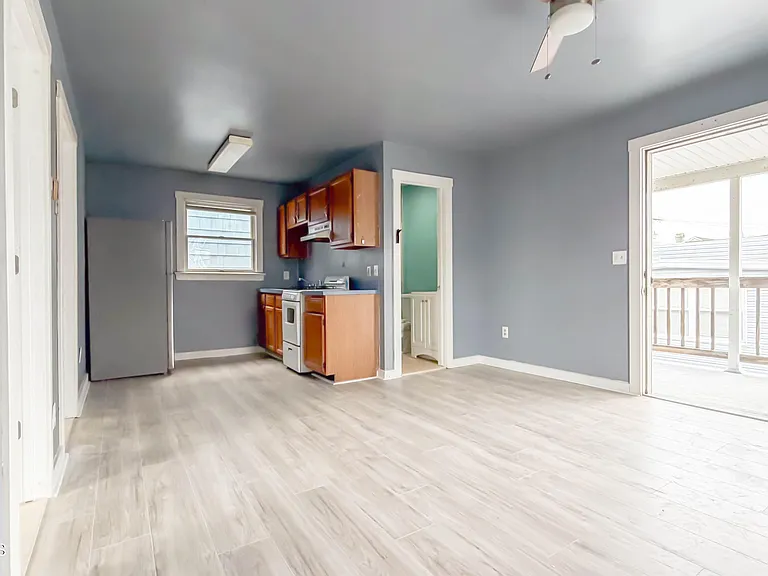 13 Decatur Ave #B — Photo 13