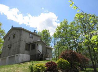 139 Depue Cir, Bushkill, PA 18324