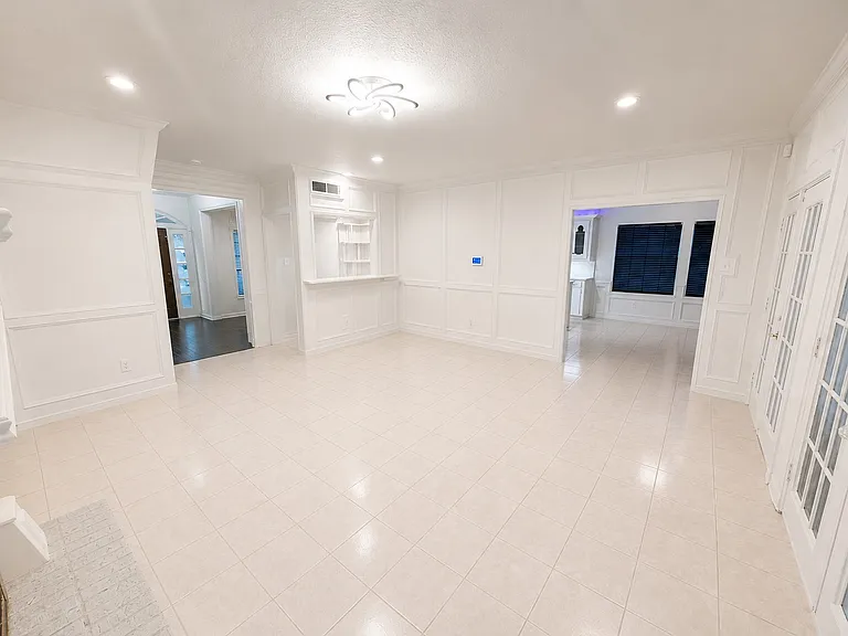 7218 Holder Forest Ct — Photo 51