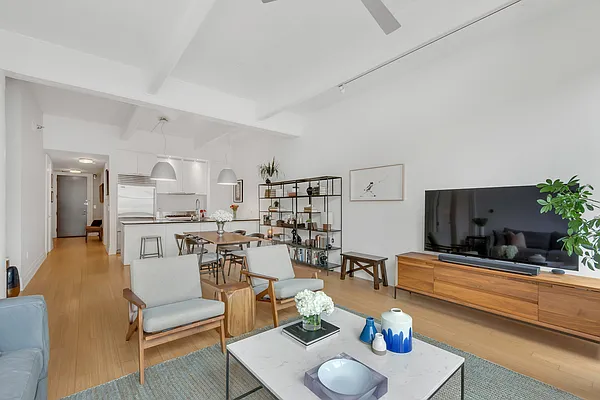 Sold by Compass | media 9