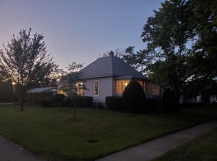 630 S Thomas St, Gilman, IL 60938