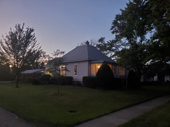 630 S Thomas St, Gilman, IL 60938