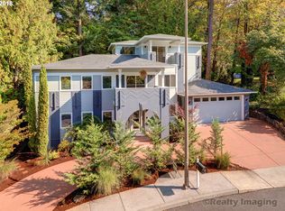 8328 SE Aspen Summit Dr, Portland, OR 97266