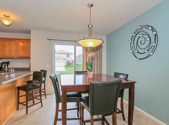 4th image of 6107 Windmill Way
