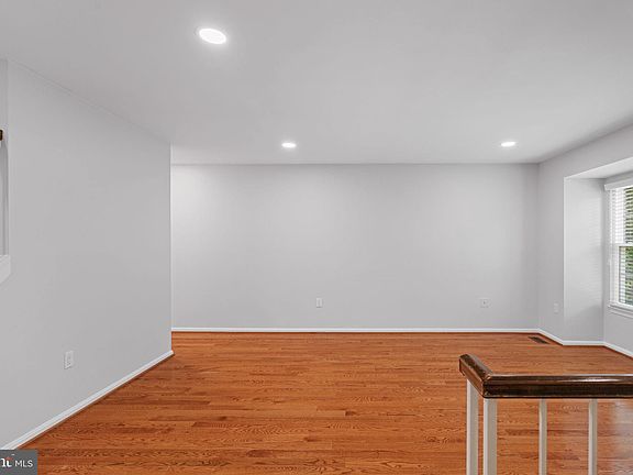 2nd image of 7829 Wintercress Ln