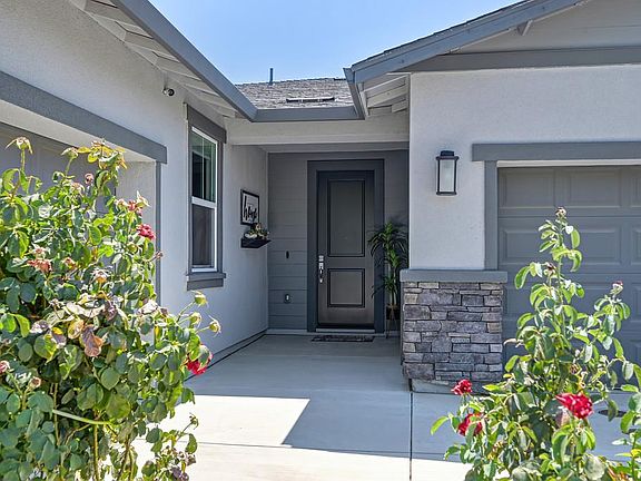 5th image of 974 Lyonia Dr