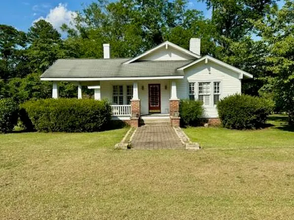 506 Tucker St, Four Oaks, NC 27524