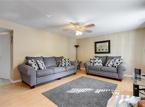2nd image of 752 Sturgis Dr #752