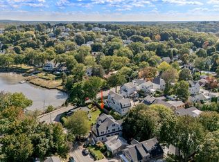 6 Whiton Ave, Hingham, MA 02043