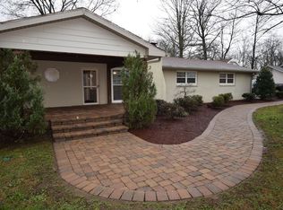 1521 Smith Dr, Lebanon, TN 37087