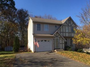 40 Devonshire Rd, Wolcott, CT 06716