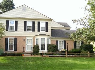 1213 Candlestick Ln #1, Rochester Hills, MI 48306