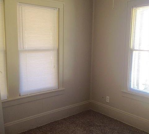 3rd image of 1357 Elm St