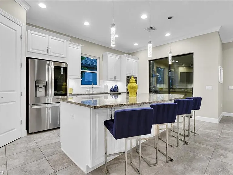 9630 Campanile Cir — Photo 9