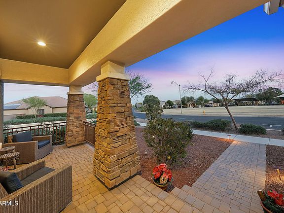 5th image of 20742 W WESTERN Drive