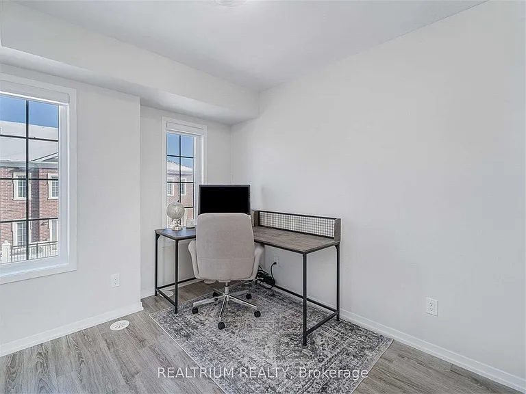26 Bruce St #B09 — Photo 12