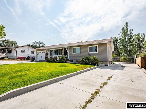 2nd image of 1333 McKinley Ave