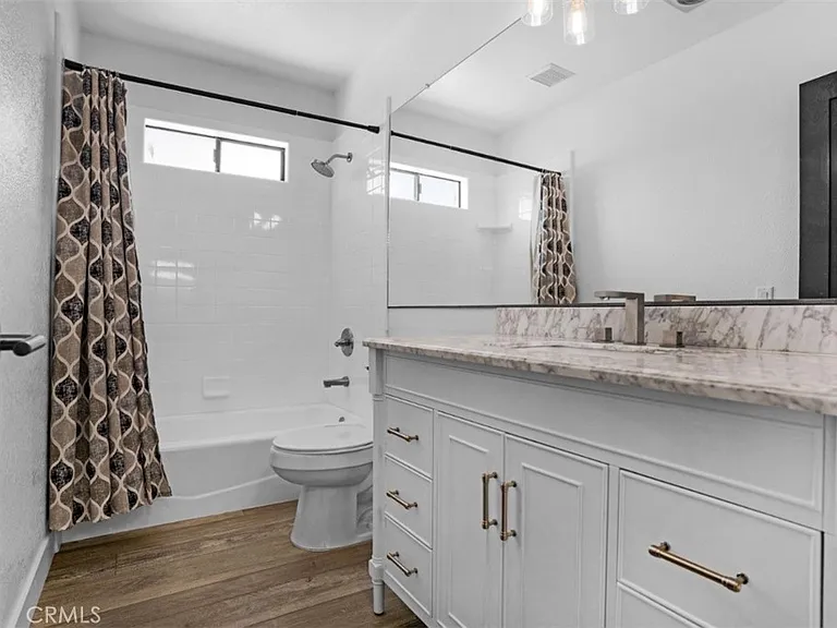 24050 Canyon Lake Dr N — Photo 30