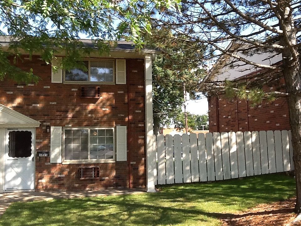 1st image of 5825 Williamsburg Dr