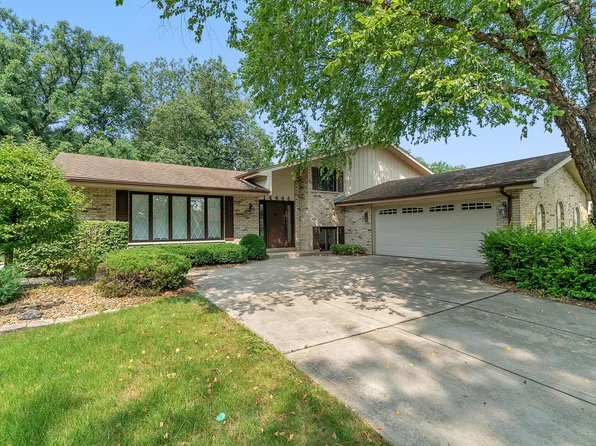 14644 S West Abbott Rd, Homer Glen, IL 60491