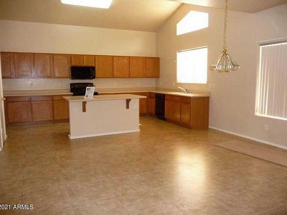 4th image of 6075 N 85th Dr
