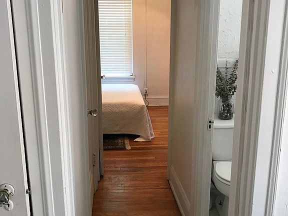 3rd image of 2300 Harriet Ave APT 305