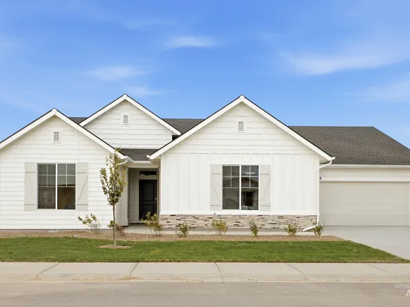 866 SW Jayhawk St, Mountain Home, ID 83647