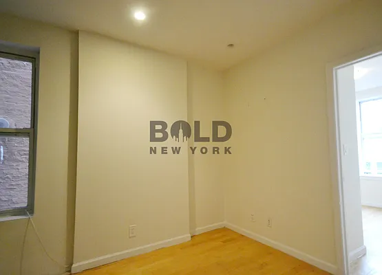 Rented by Bold New York | media 32