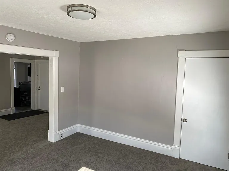 129 Arthur Ave NE — Photo 7