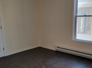 224 N 2nd St APT 1, Millville, NJ 08332