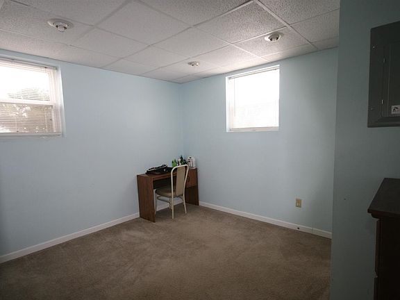4th image of 3539 Superior St