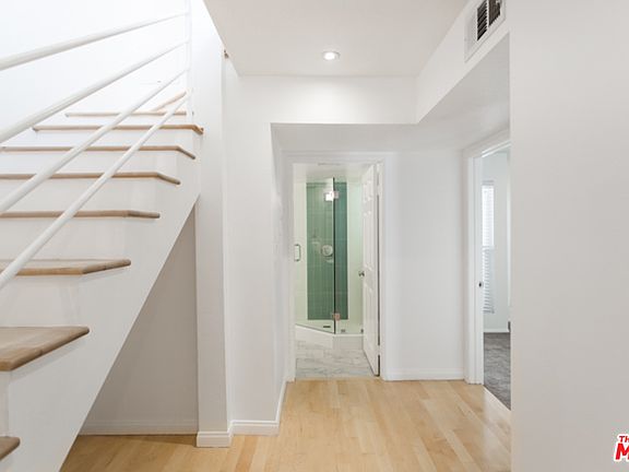 3rd image of 245 Hollister Ave #2