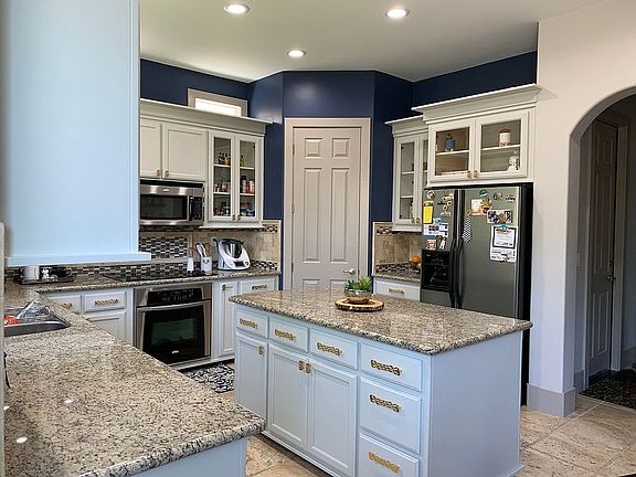 3rd image of 7639 Peter Ray Ct