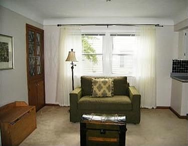 4th image of 24370 Smith Ave
