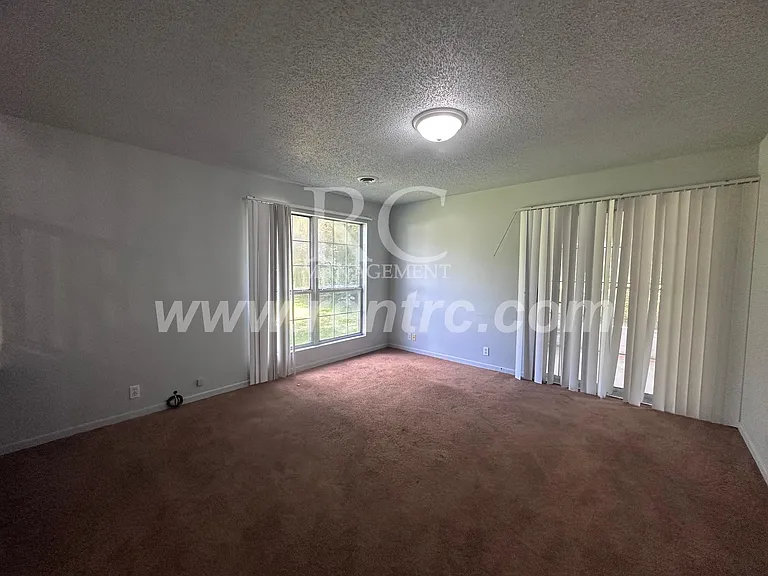 15986-4 Arrowhead Rd — Photo 7