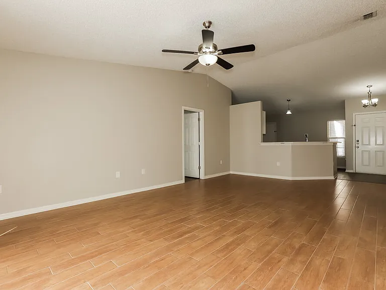 4715 Little Denise Ct — Photo 4