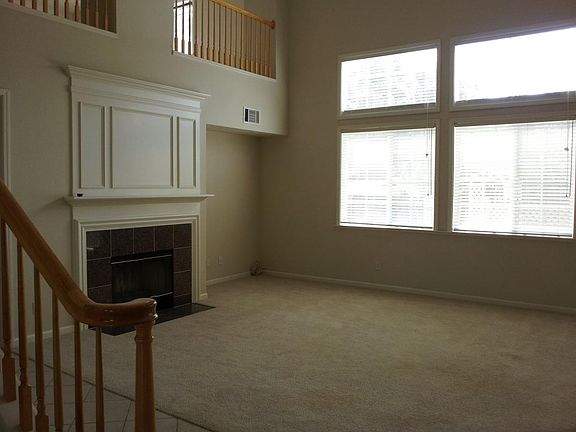 4th image of 33757 Heritage Way