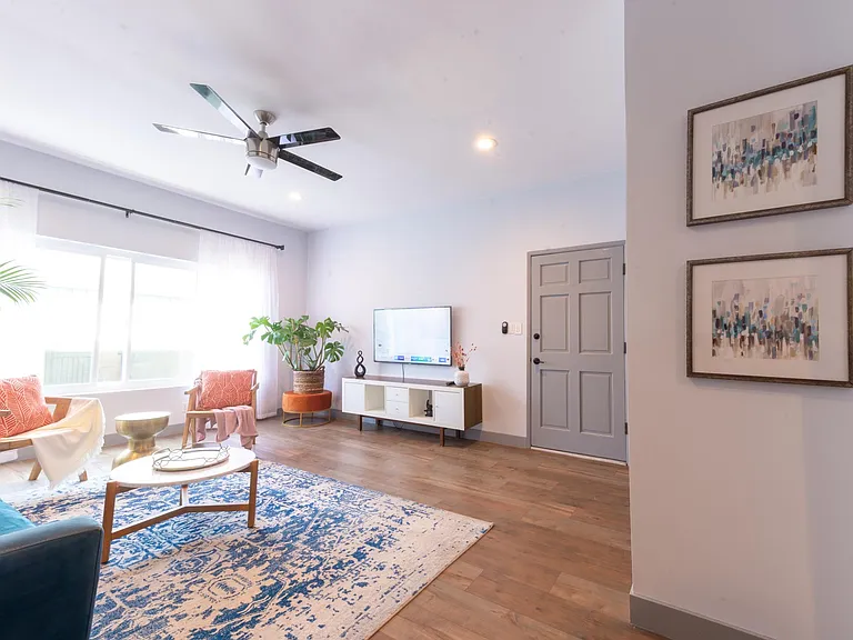 1119 Lincoln Blvd #6 — Photo 7