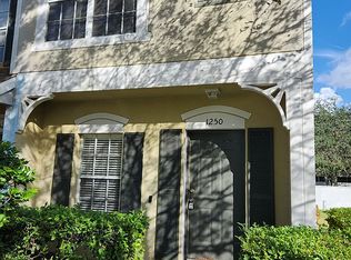 1250 Costa Mesa Dr, Zephyrhills, FL 33543