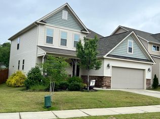 638 Stapleford Ln, Fuquay Varina, NC 27526
