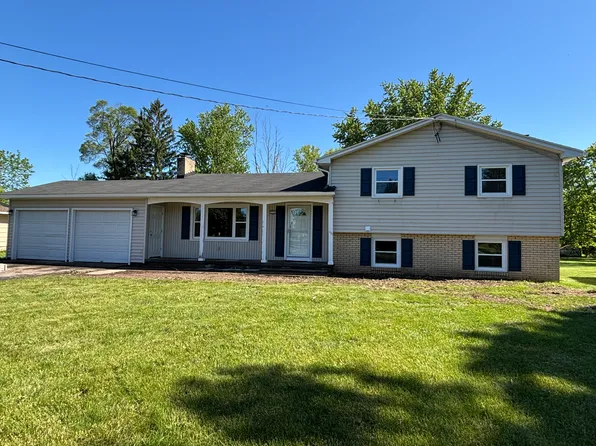374 Whittier Rd, Spencerport, NY 14559
