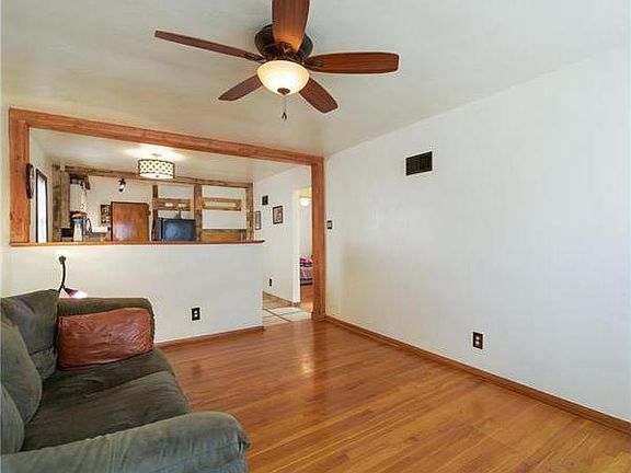 5th image of 3743 French Ave