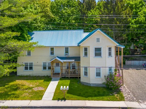 6 Roosevelt Ave, Stamford, NY 12167