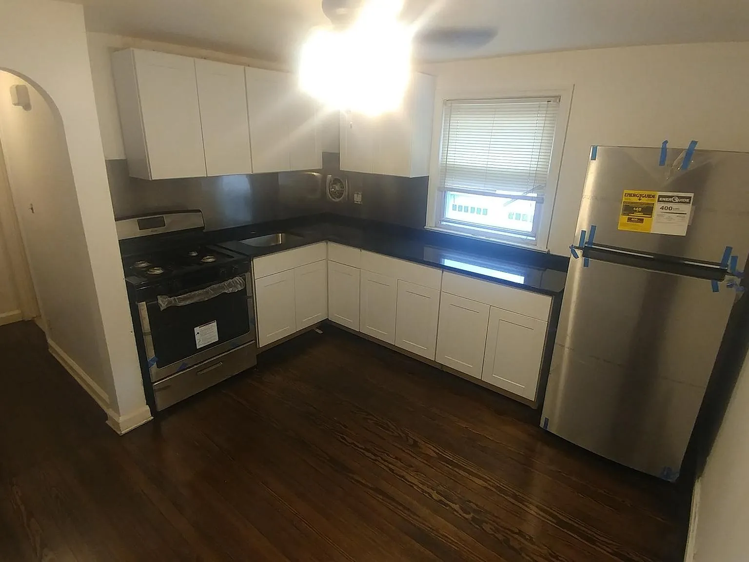 1 bed, 600 sqft, $1,850 — Photo 2